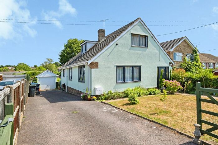 4 Bedroom Bungalow For Sale In The Drove, Amesbury, Salisbury, SP4