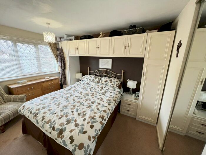 4 Bedroom Detached House For Sale In Hargrave Road, Shirley, Solihull, B90