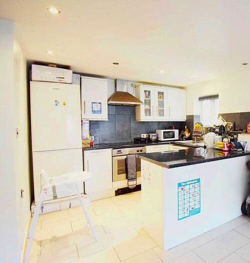 1 Bedroom Flat To Rent In Swynford Gardens, London, NW4