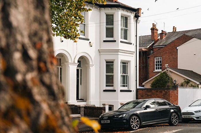 4 Bedroom End Of Terrace House For Sale In Campion Terrace, Leamington Spa, CV32