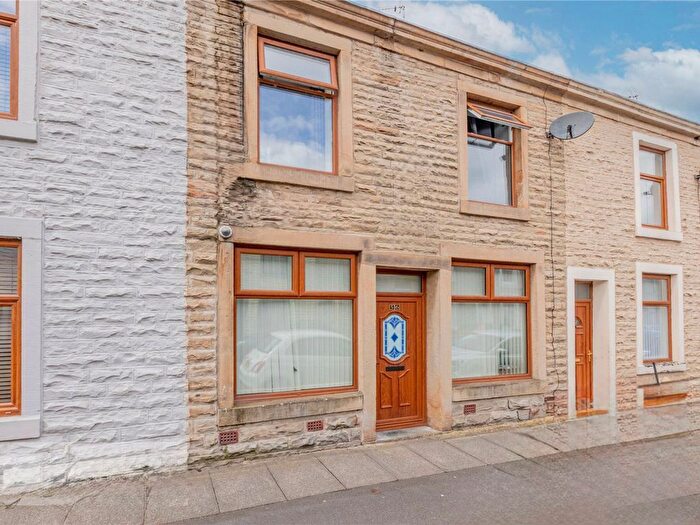 3 Bedroom Terraced House To Rent In Clayton Street, Blackburn, BB6