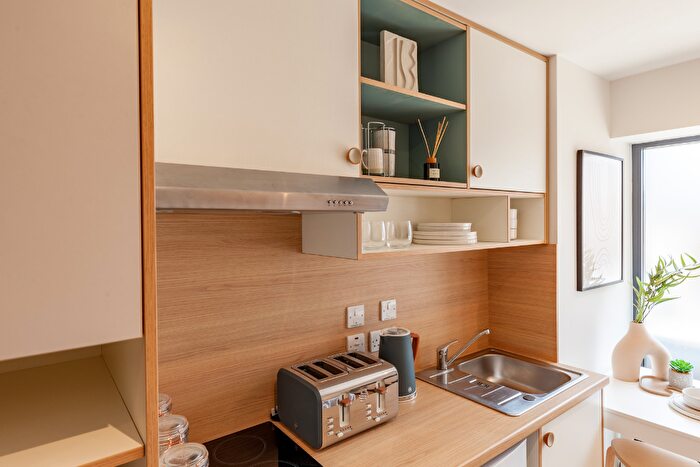 Studio To Rent In The Gorge, Apartment, Gladstone Road, Exeter, Devon, EX1