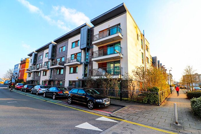 2 Bedroom Flat To Rent In Anglesea Terrace, Southampton, SO14