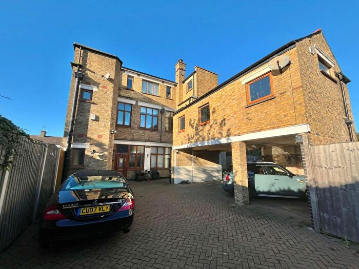 1 Bedroom Apartment For Sale In Princes Street, Southend-on-Sea, Essex, SS1