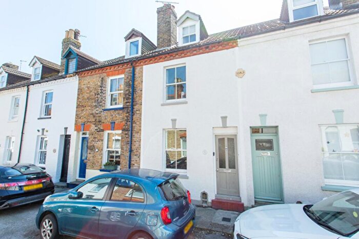 3 Bedroom Terraced House For Sale In Victoria Street, Whitstable, CT5