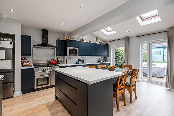 4 Bedroom Semi-detached House For Sale In Packwood Close, Bentley Heath, Solihull, B93