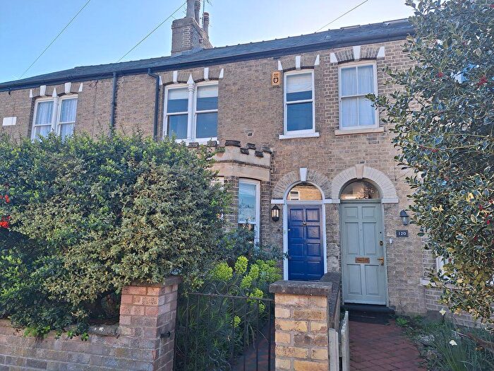 3 Bedroom Terraced House For Sale In Richmond Road, Cambridge, CB4