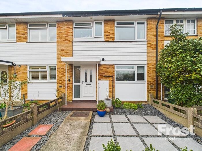 2 Bedroom Terraced House For Sale In Bideford Close, Feltham, Middlesex, TW13