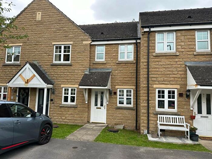 2 Bedroom Apartment To Rent In Oberon Way, Cottingley, Bingley, BD16