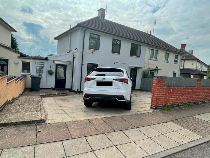 3 Bedroom Semi-Detached House To Rent In Cuffing Drive, Leicester, LE3