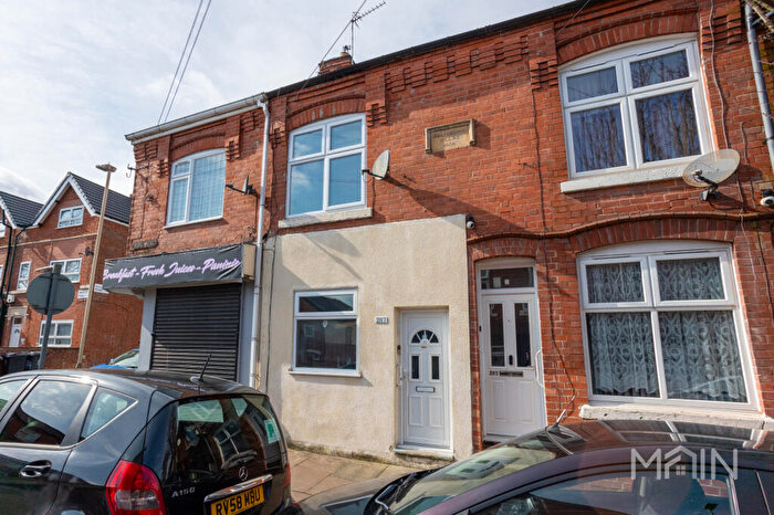 2 Bedroom Terraced House For Sale In Mere Road, Leicester, Leicester City, , Highfields, LE5