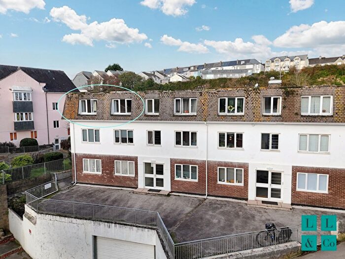 2 Bedroom Flat To Rent In Quarry Hill, Falmouth, TR11