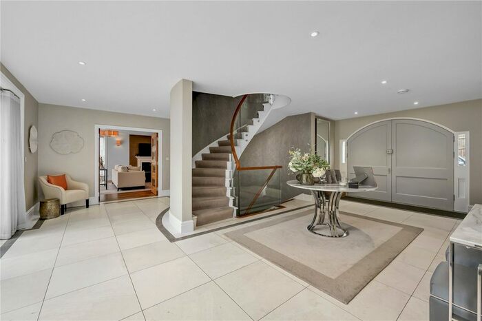6 Bedroom Detached House To Rent In Cobbetts Hill, Weybridge, Surrey, KT13