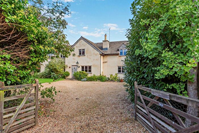 4 Bedroom Detached House For Sale In Down Ampney, Cirencester, Gloucestershire, GL7