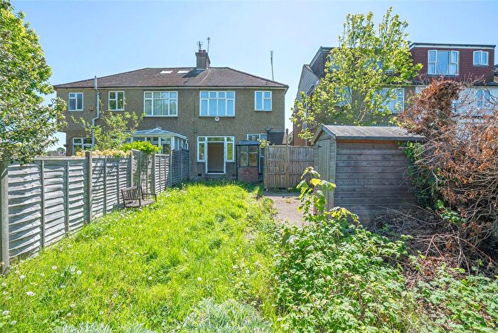 3 Bedroom Semi Detached House For Sale In Chandos Road, London, N2