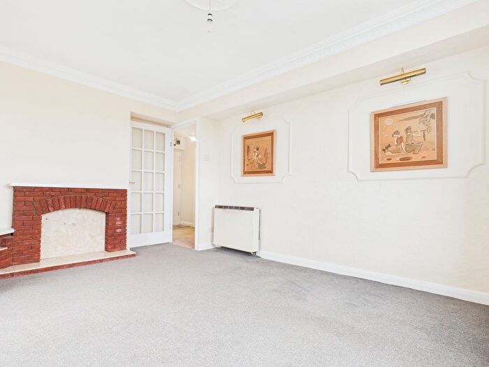1 Bedroom Flat To Rent In Norbury Close, Derby, DE22