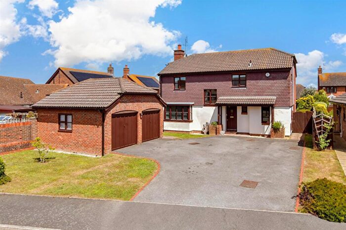 4 Bedroom Detached House For Sale In The Leas, Chestfield, Whitstable, Kent, CT5
