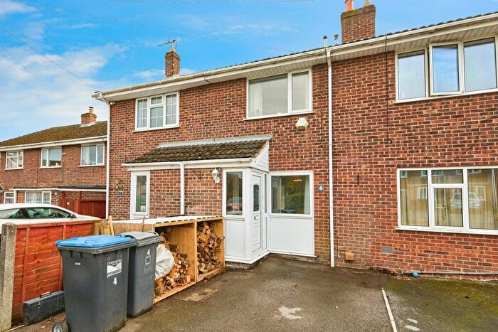 2 Bedroom Terraced House For Sale In Pine Croft, Ashbourne, DE6