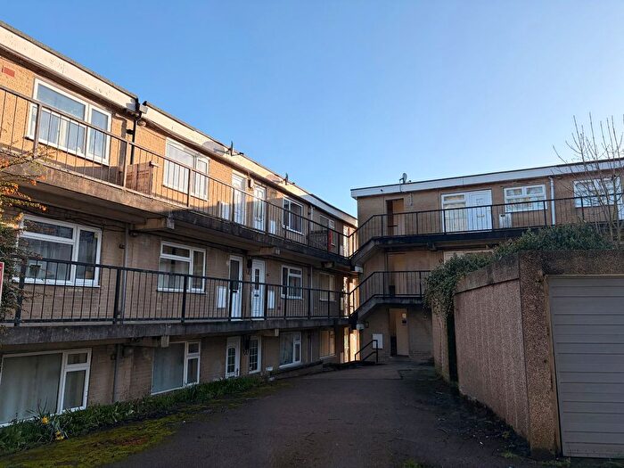 1 Bedroom Flat To Rent In Carr Road, Deepcar, Sheffield, S36