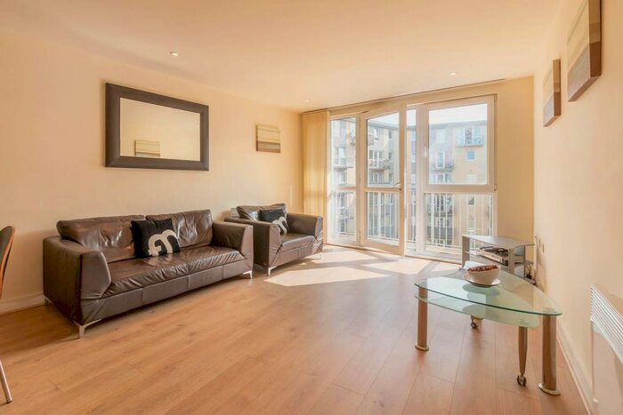 2 Bedroom Flat To Rent In Quartz, Hall Street, B18