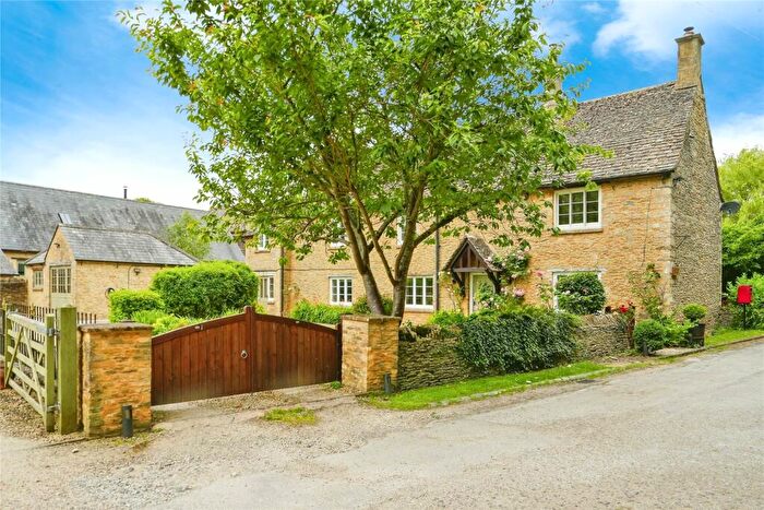 4 Bedroom Detached House For Sale In Signet, Burford, Oxfordshire, OX18