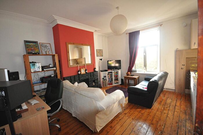 1 Bedroom Flat To Rent In Hanover Square, University, Leeds, LS3