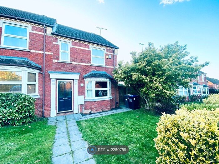 2 Bedroom Semi-Detached House To Rent In Chestnut Square, Leamington Spa, CV32