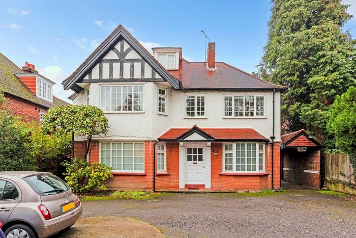 1 Bedroom Flat To Rent In Upper Brighton Road, Surbiton, KT6