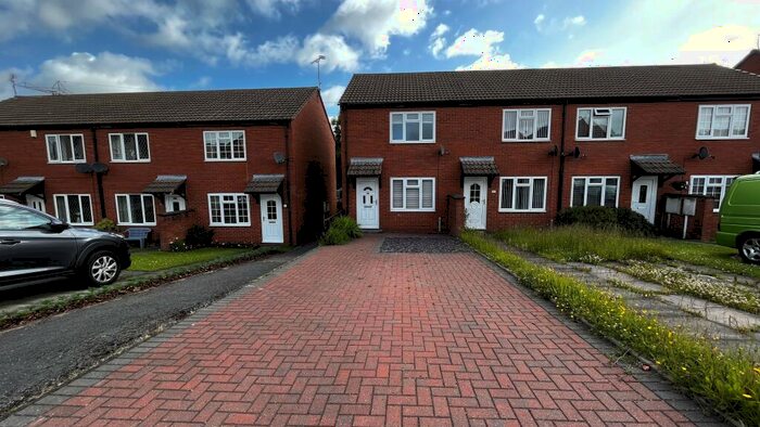 2 Bedroom Terraced House To Rent In Central Street, Chesterfield, S41