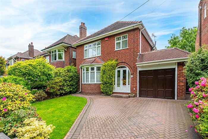 3 Bedroom Detached House For Sale In Woodcroft Avenue, Tipton, DY4