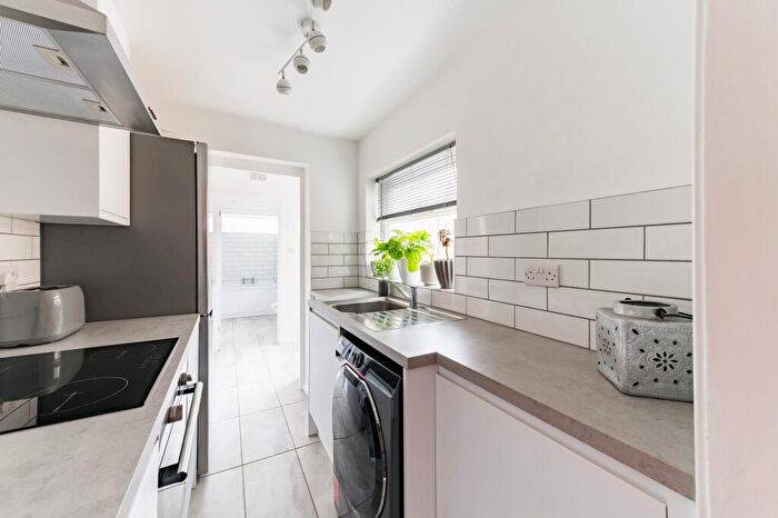 3 Bedroom Terraced House For Sale In Spencer Street, Norwich, NR3