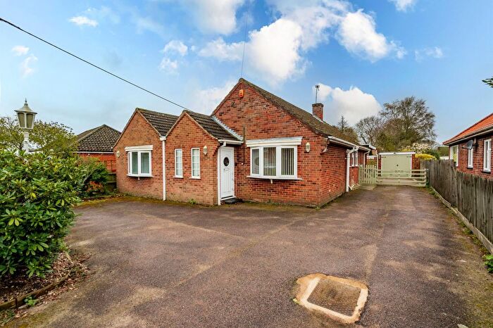 3 Bedroom Semi Detached Bungalow For Sale In Mill Road, Salhouse, NR13