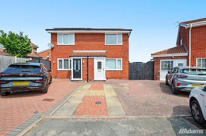 2 Bedroom Semi-Detached House For Sale In Bayvil Close, Runcorn, WA7