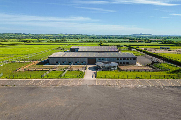 Farm Land For Sale In Stonecroft Equestrian Centre, Oxhill, Banbury Road, Kineton, CV35