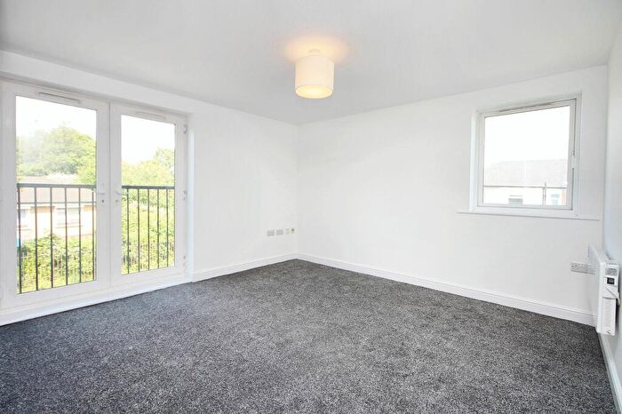 2 Bedroom Apartment To Rent In Prescott Street, Worsley, M28