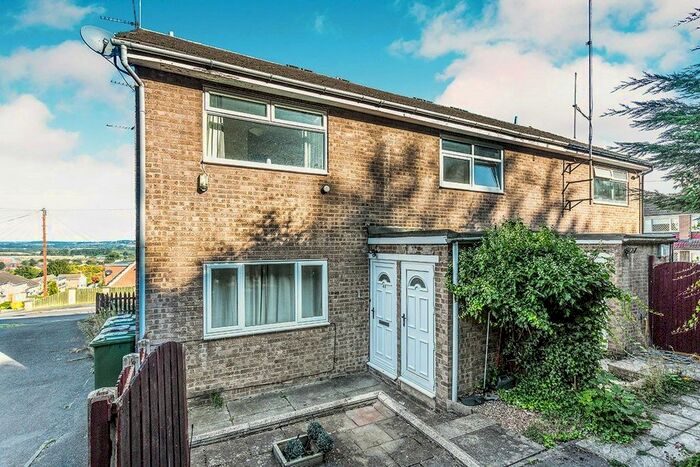 1 Bedroom Flat To Rent In Broadmead, Castleford, West Yorkshire, WF10