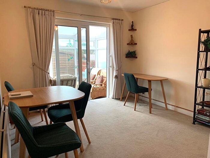 2 Bedroom Semi-Detached Bungalow For Sale In Honiton Bottom Road, Honiton, EX14