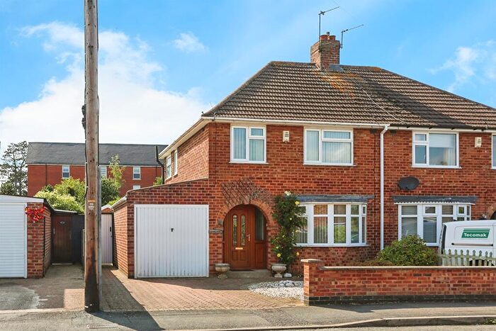 3 Bedroom Semi-Detached House For Sale In Eastfield Avenue, Melton Mowbray, LE13