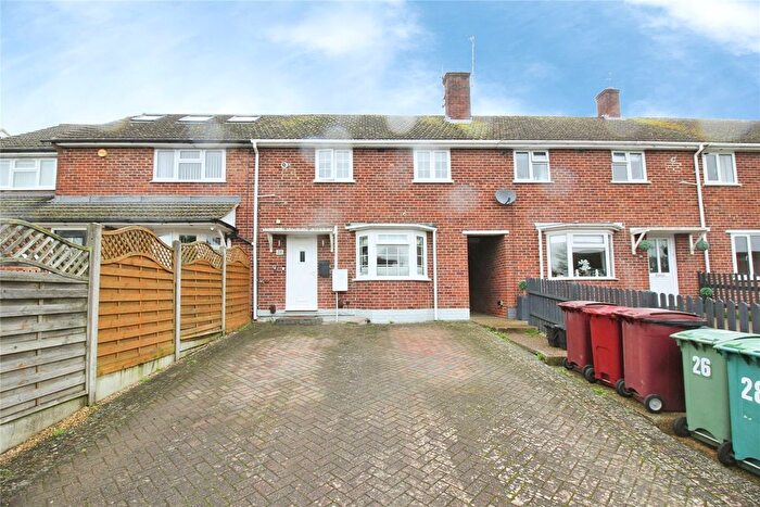 2 Bedroom Terraced House For Sale In Ashampstead Road, Southcote, Reading, RG30