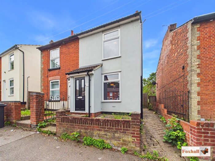 2 Bedroom Semi Detached House For Sale In Spring Road, Ipswich, IP4