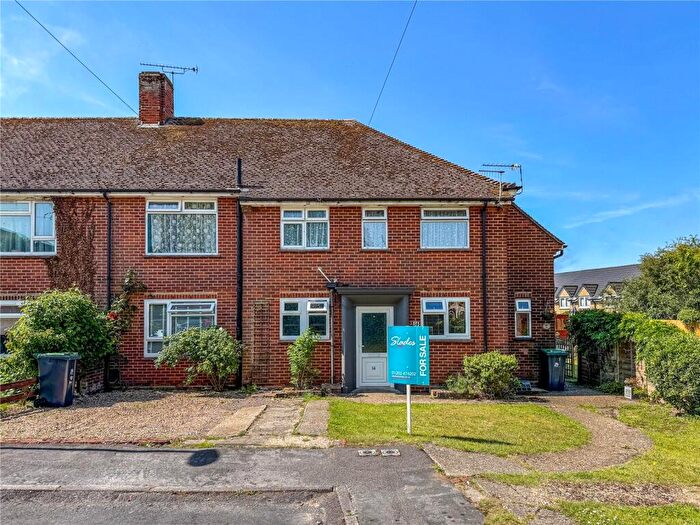 3 Bedroom Apartment For Sale In Bingham Road, Christchurch, Dorset, BH23