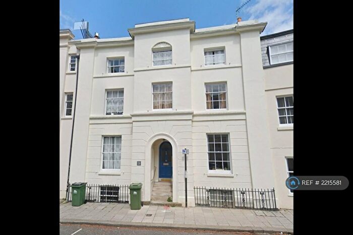 1 Bedroom Flat To Rent In Carlton Crescent, Southampton, SO15