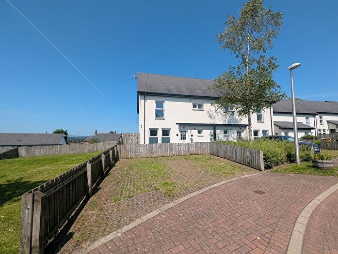 3 Bedroom Semi-Detached House For Sale In Pegasus Way, Thornhill, DG3