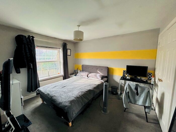 4 Bedroom Detached House For Sale In St. Laurence Way, Bidford-on-avon, B50