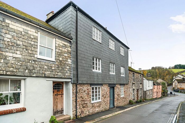 4 Bedroom Town House For Sale In Woodland Road, Ashburton, Newton Abbot, TQ13