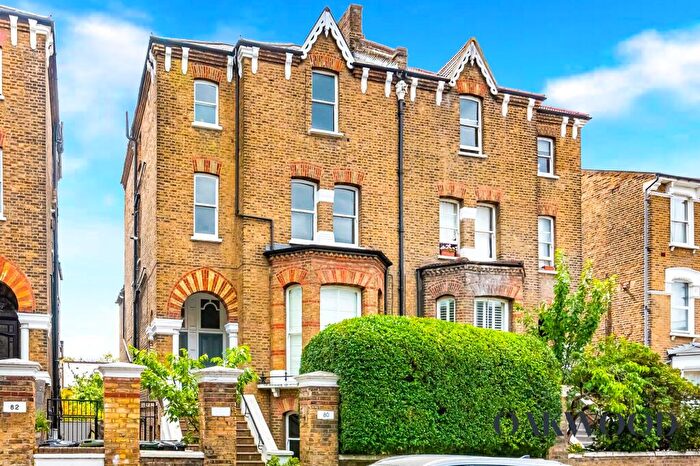 2 Bedroom Flat To Rent In Lordship Park, London, N16
