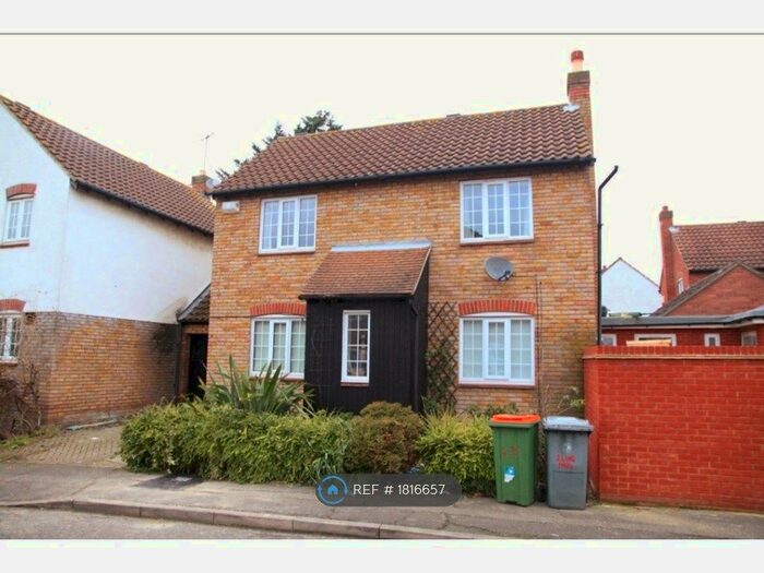 4 Bedroom Detached House To Rent In Long Mark Road, London, E16