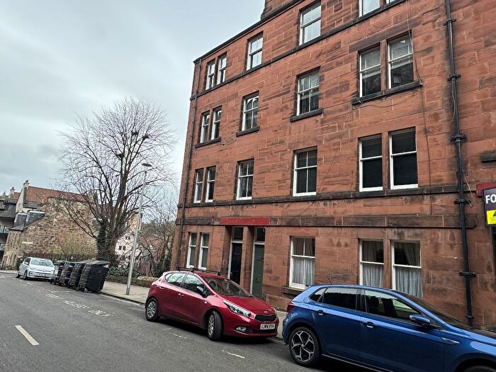 2 Bedroom Flat To Rent In / Belford Road, Edinburgh, EH4