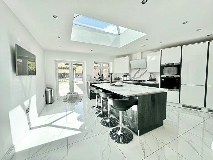 4 Bedroom Semi-Detached House For Sale In Torquay Gardens, Redbridge, IG4