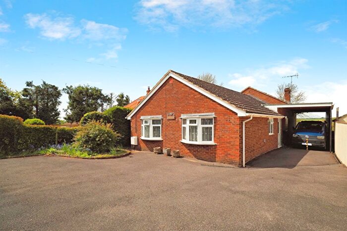 5 Bedroom Bungalow For Sale In Gomeldon Road, Gomeldon, Salisbury, SP4